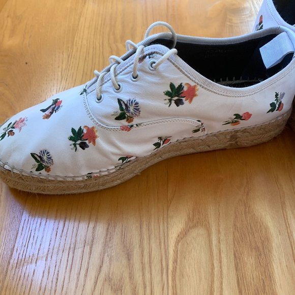 Saint Laurent Floral Print Leather Espadrilles - Picture 5 of 8